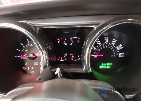 2006 Ford Mustang V6 z USA, uszkodzony, nr VIN 1ZVHT84N365218585